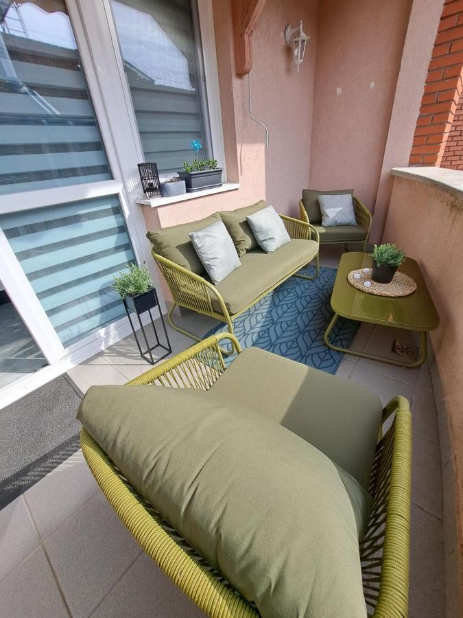 Rozsa Apartman เคสเท ภายนอก รูปภาพ