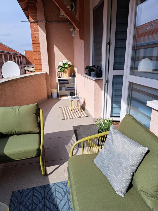 Rozsa Apartman เคสเท ภายนอก รูปภาพ