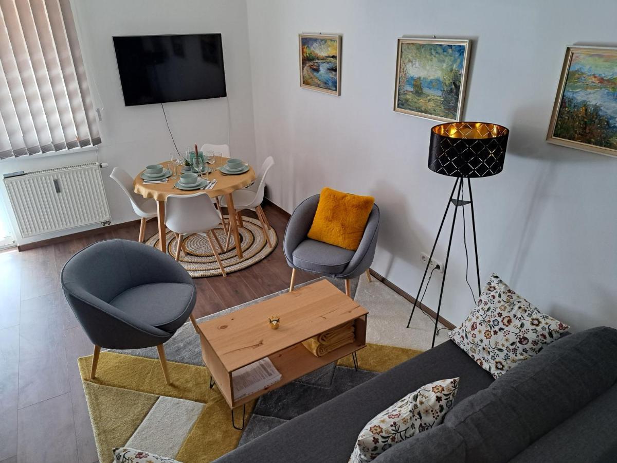 Rozsa Apartman เคสเท ภายนอก รูปภาพ